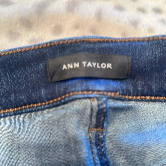 Ann Taylor Perfect Skinny Ankle Jeans Medium Dark Wash Like New Condition - Picture 8 of 8